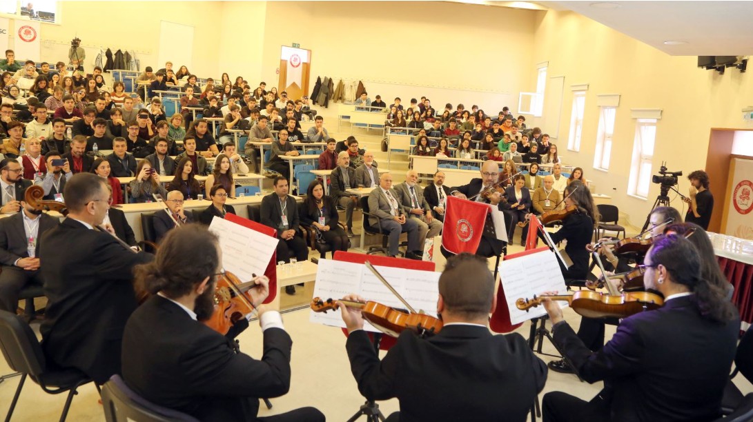 4. Uluslararası 7. Ulusal Sağlık Hizmetleri Kongresi 3