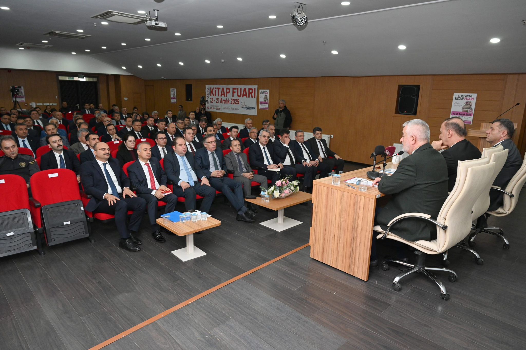 8. Isparta Kitap Fuarı Için Geri Sayım Başladı (2)