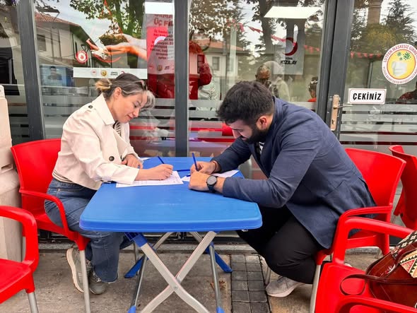 Ak Parti Isparta Merkez İlçe Teşkilatı’ndan Kan Bağışı Desteği (2)