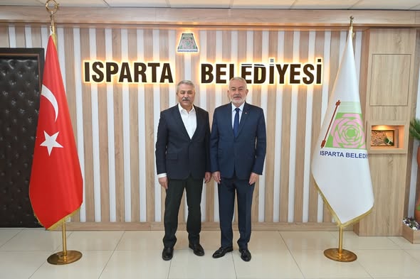 Ak Parti Siyasi Ve Hukuk İşleri Başkan Yardımcısı Ispartada 1