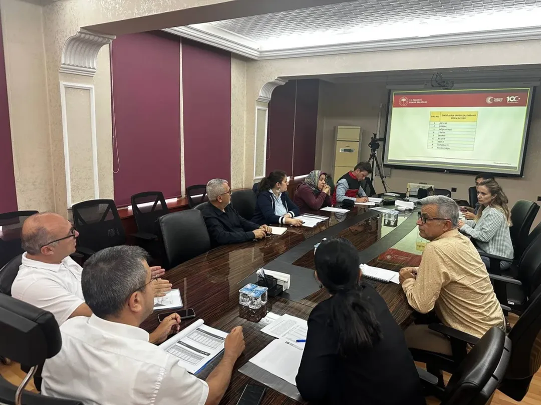 Antalya’da 2025 Yılı 3. Tahmin Bitkisel Üretim İbs Veri Girişleri İl Komisyon Toplantısı Yapıldı (1)