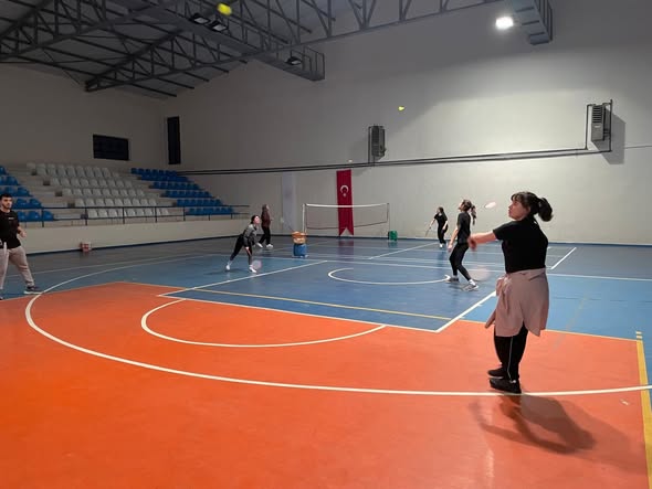 Atabey ‘De Badminton Kursu Devam Ediyor (1)