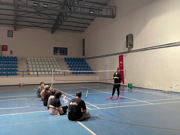 Atabey ‘De Badminton Kursu Devam Ediyor (2)