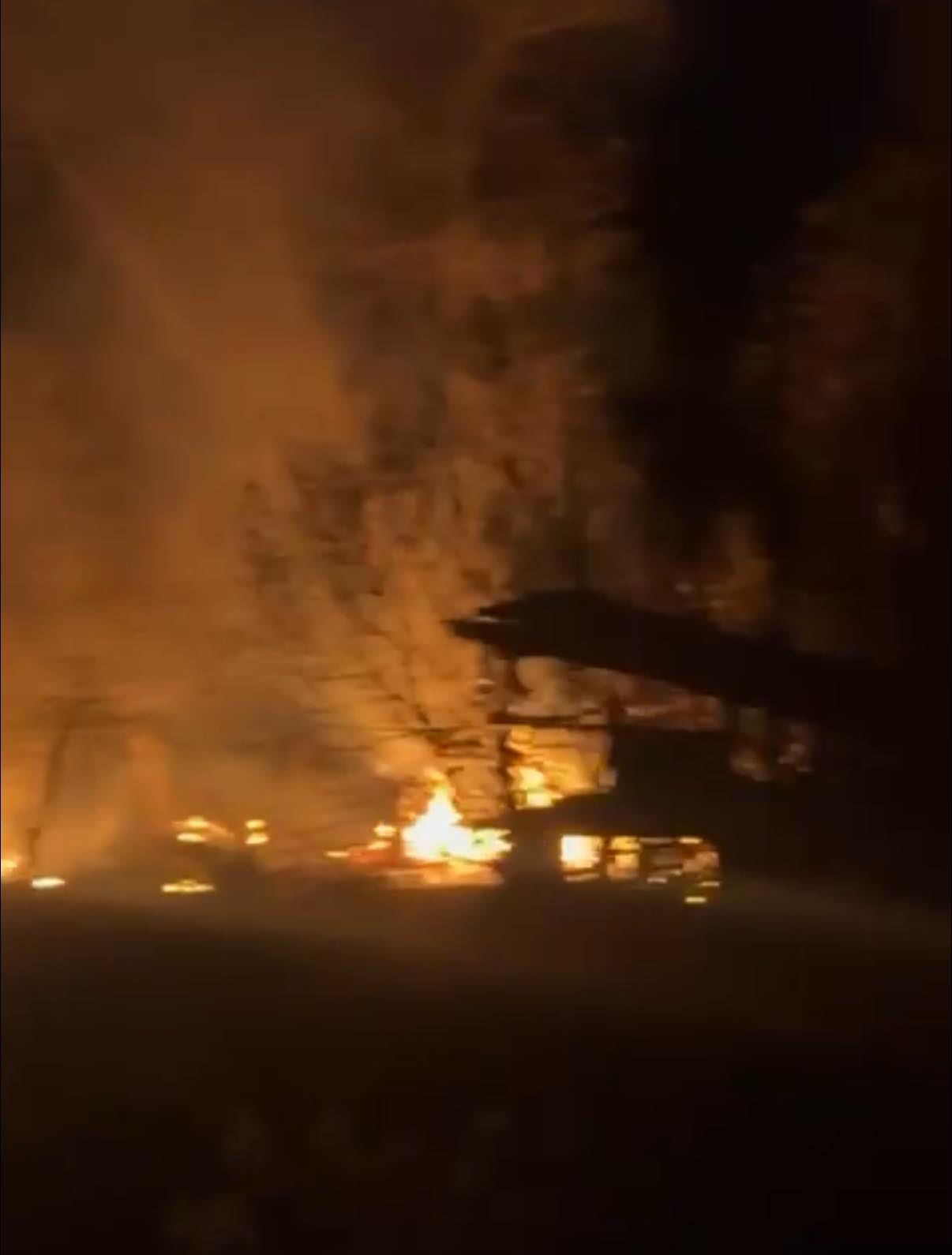 Bağkonak Köyü’nde Arazi Yangını Söndürüldü (4)