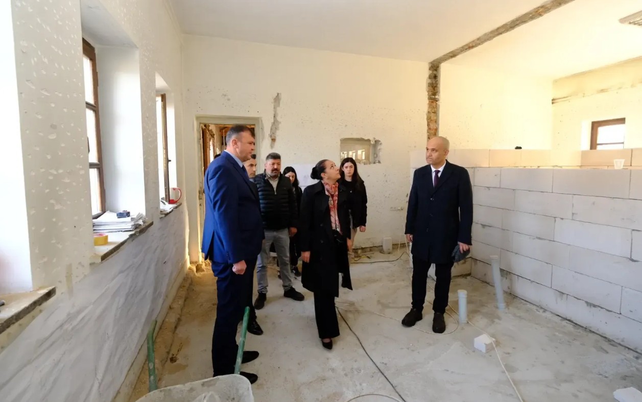 Burdur Gar Binası’nda Millet Kıraathanesi Çalışmaları