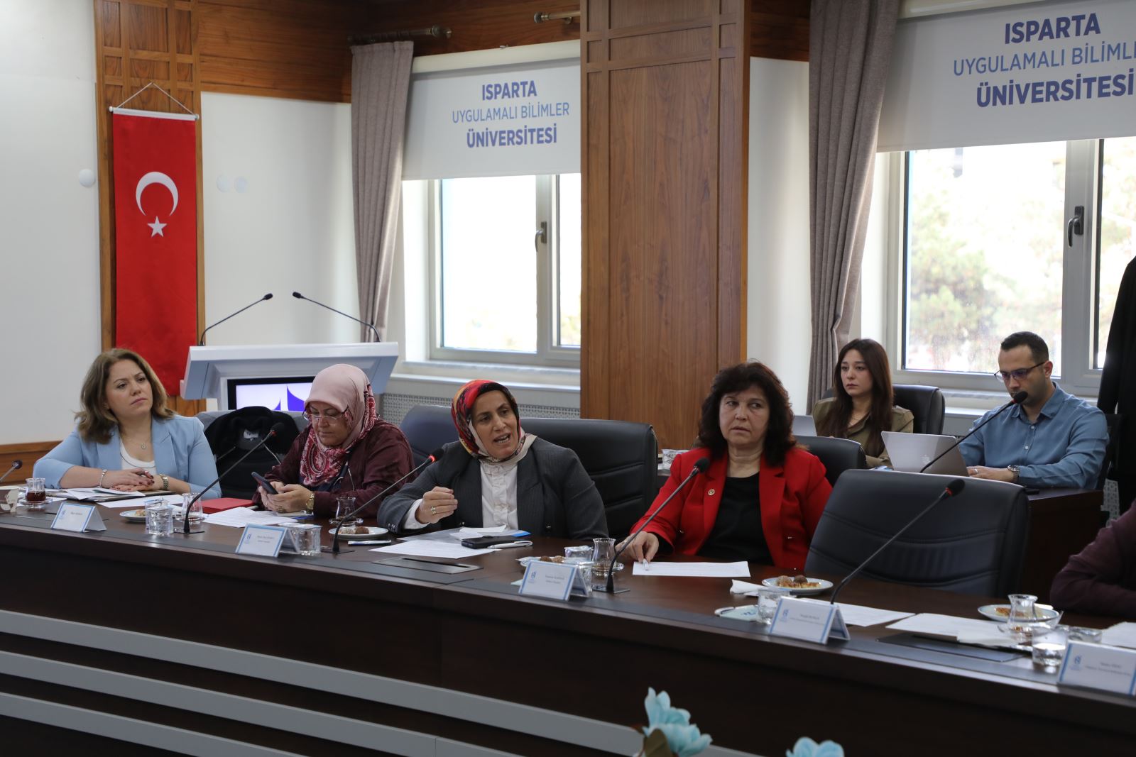 “Çalışma Hayatında Kadın” Çalıştayı Isparta’da Gerçekleştirildi (6)