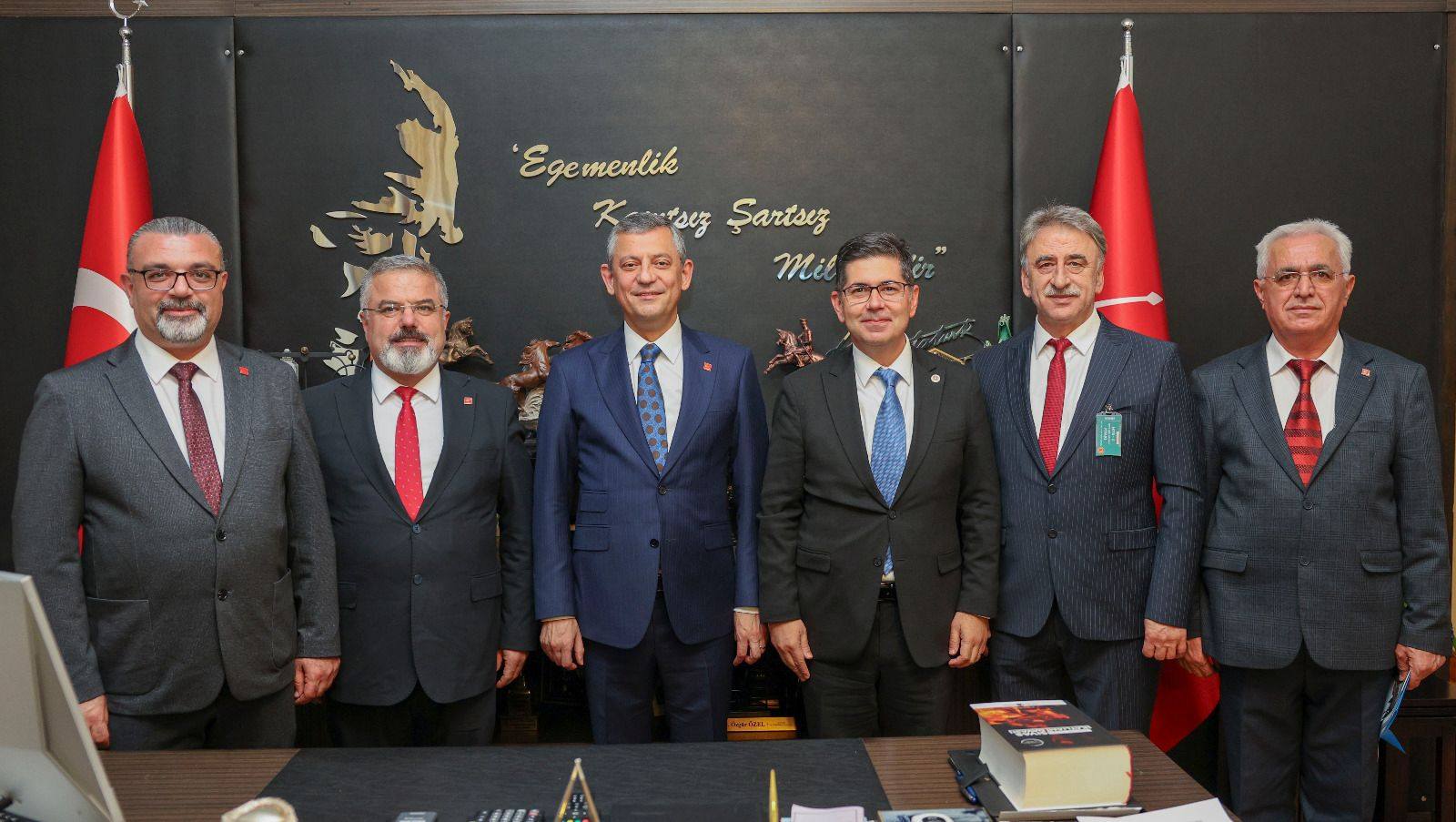 Chp Isparta Heyetinden Genel Başkan Özgür Özel’e Tbmm’de Ziyaret (2)