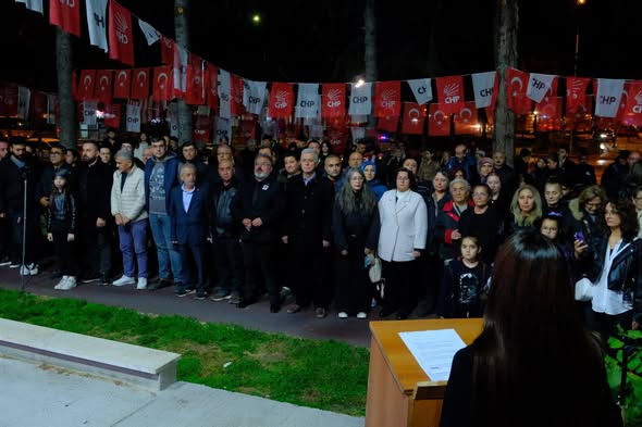 Chp Isparta Örgütlerinden “Ata’ya Saygı Yürüyüşü” (1)
