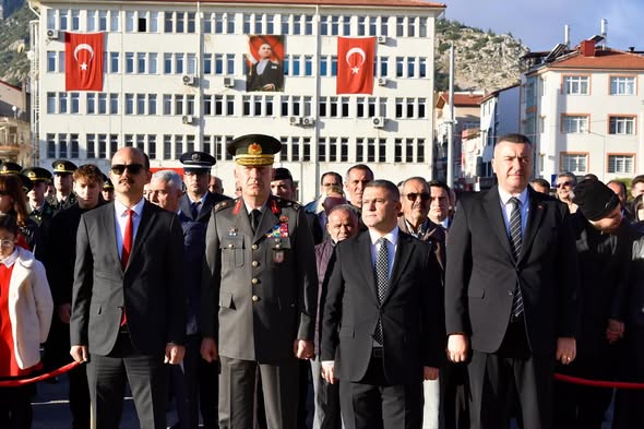 Eğirdir Ata’sını Saygı Ve Minnetle Andı (4)