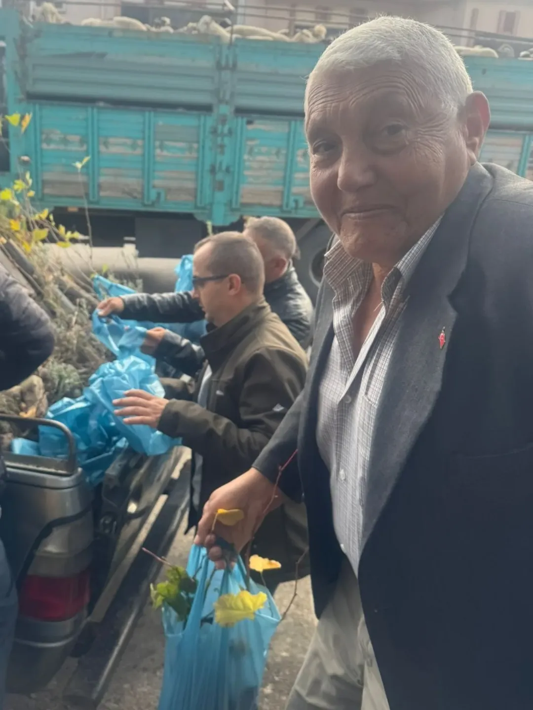 Eğirdir’de Yeşil Vatan Seferberliği Kapsamında Fidan Dağıtıldı (3)