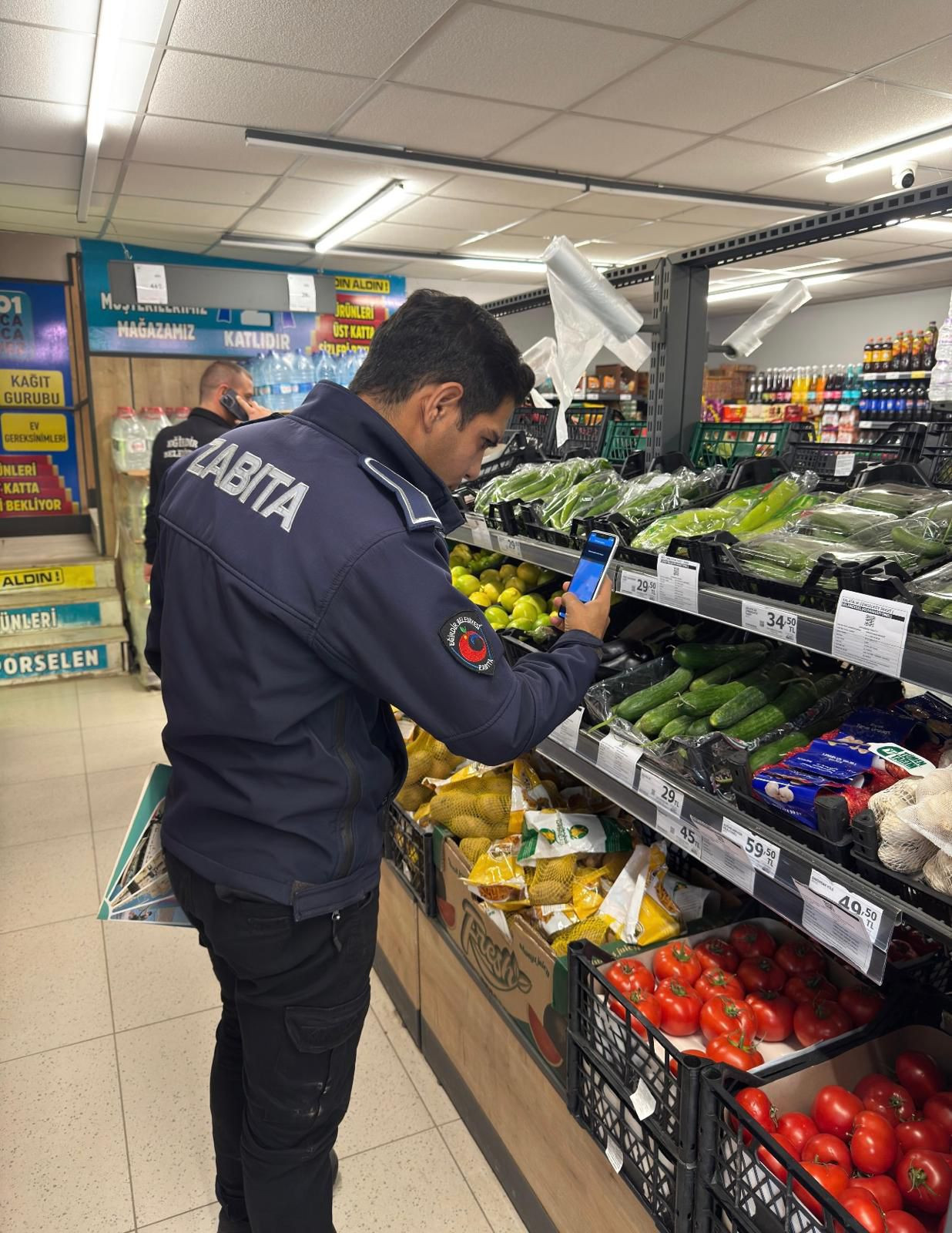 Eğirdir’de Zincir Marketlere Gıda Ve Fiyat Denetimi (4)