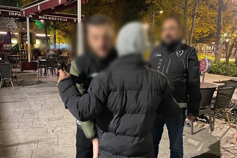 Emniyetten Narkoalan Uygulaması Atatürk Parkı’nda Sıkı Denetim, (2)