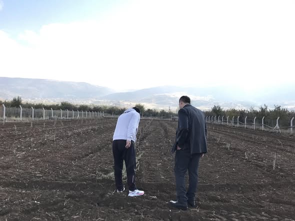 Gelendost’ta Kuraklığa Çözüm Olacak Tuz Çalısı Bahçesi (2)