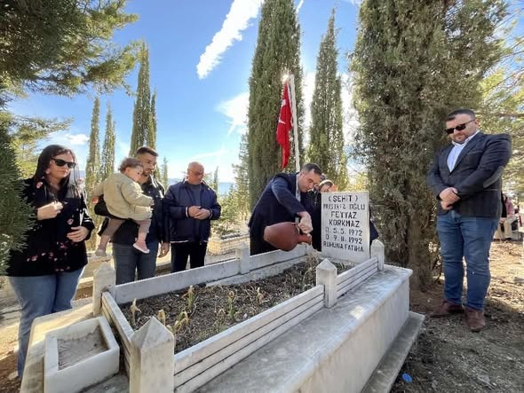 Gelendost’ta Şehit Feyyaz Korkmaz Mezarı Başında Anıldı (3)
