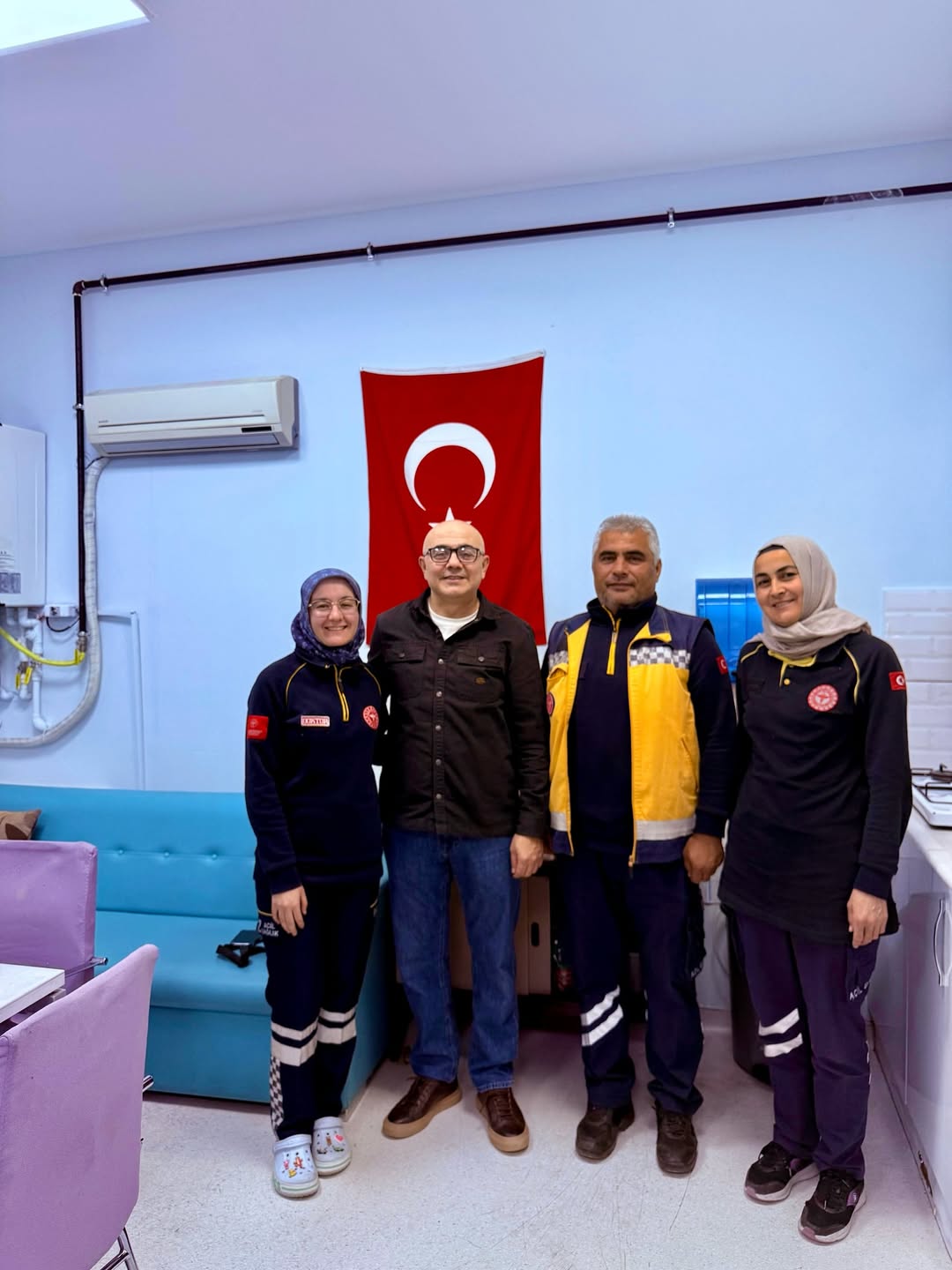 İl Müdürü Küçükcoşkun’dan sağlık personellerini ziyaret-1