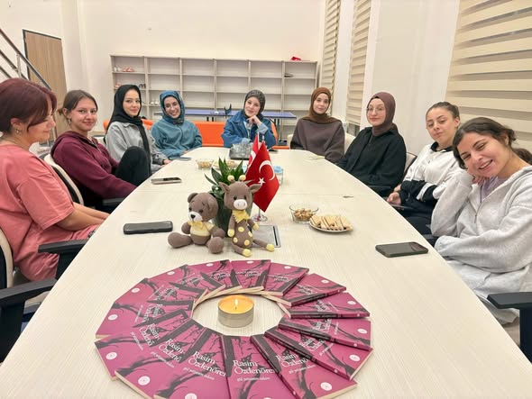 Isparta Gülistan Yurdunda Kitap Atölyesi Başladı (1)