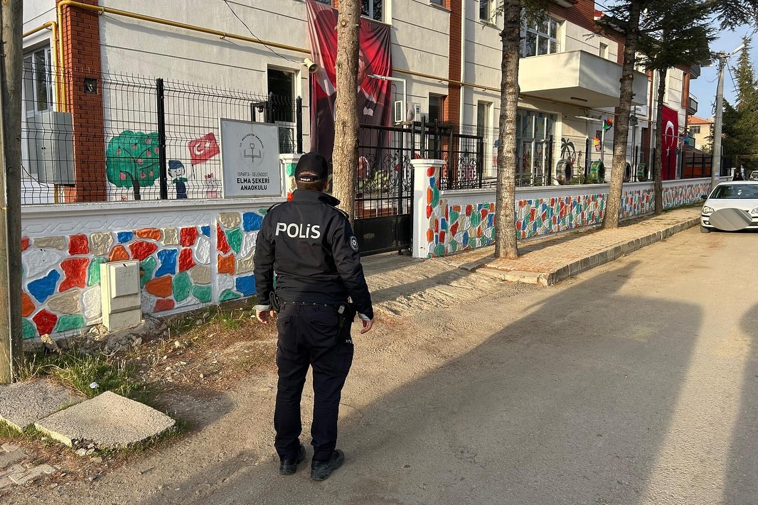 Isparta’da Eş Zamanlı Okul Önleri Ve Asayiş Denetimi (1)