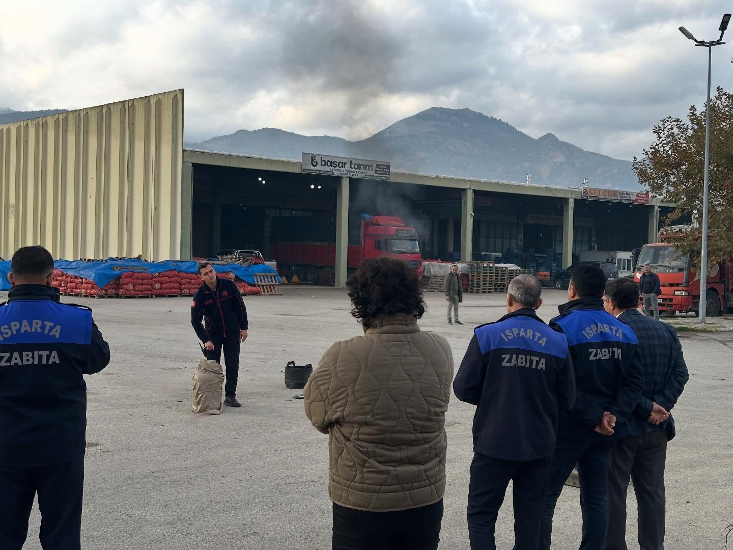 Isparta’da Itfaiyeden Yangın Güvenliği Eğitimi (2)