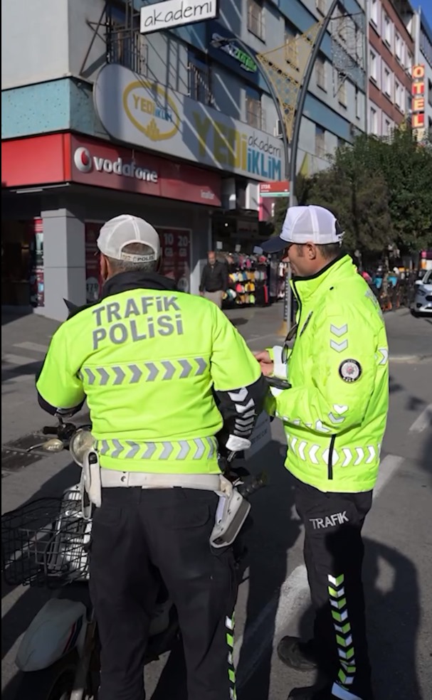 Isparta’da Motosiklet Ve Motorlu Bisiklet Denetimi (1)