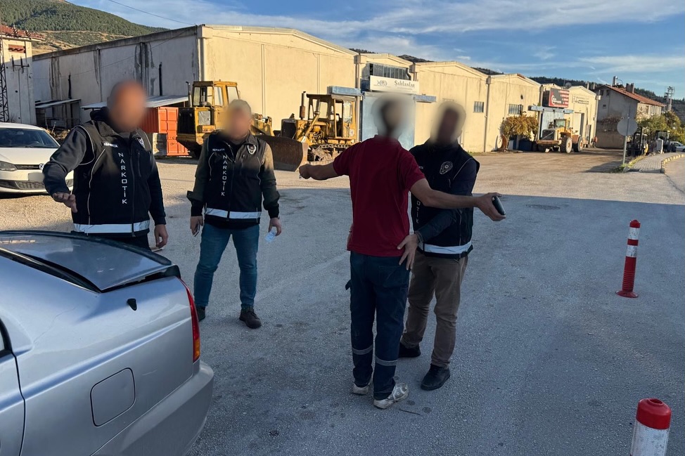 Isparta’da Narkoalan Uygulamaları Kararlılıkla Sürüyor (3)