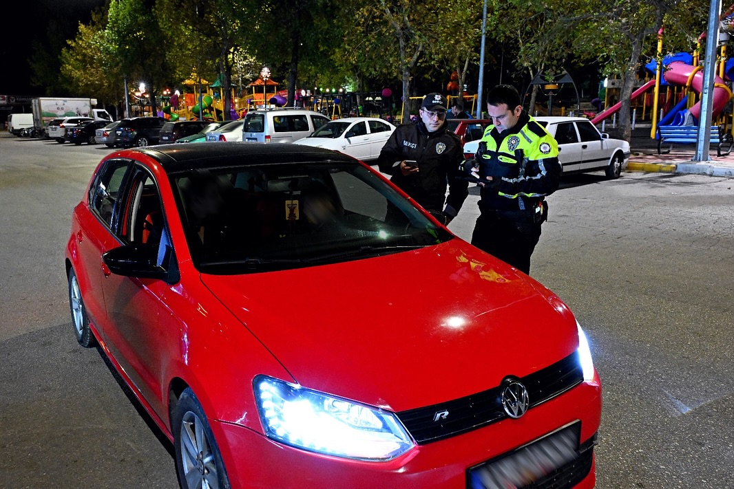 Isparta’da Park, Bahçe Ve Mesire Alanları Denetimleri Devam Ediyor (1)