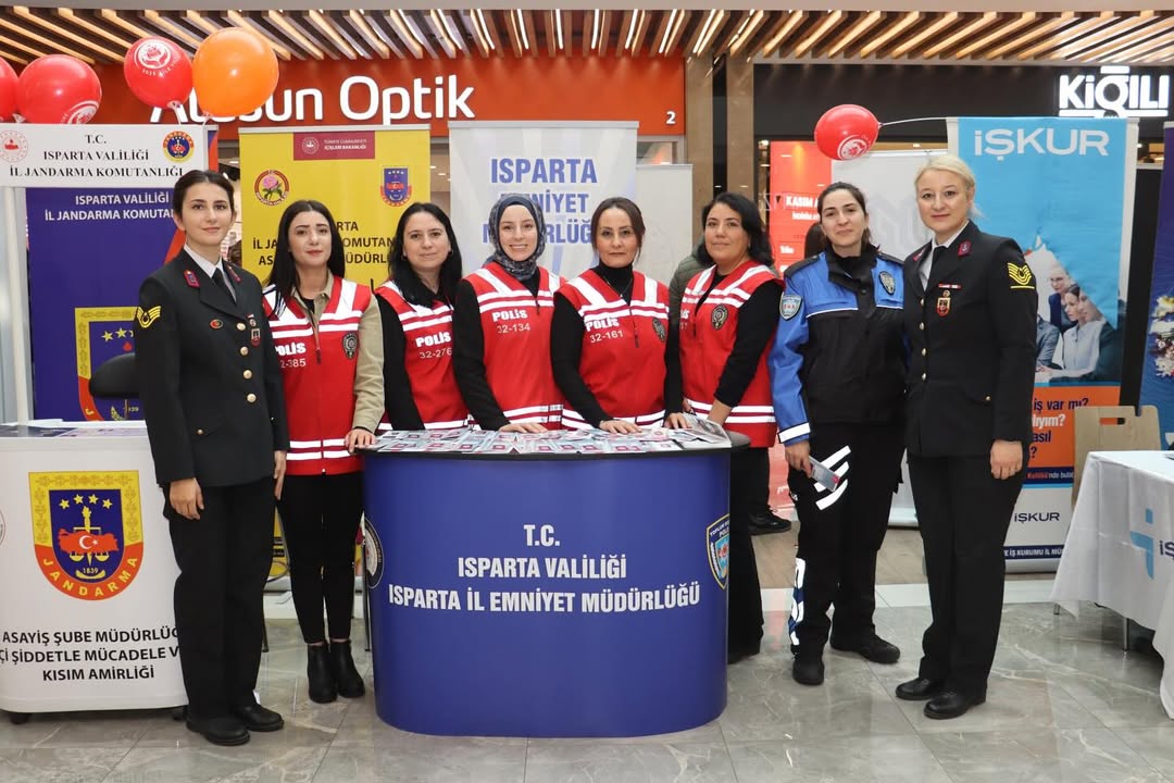 Jandarma’dan Kadına Şiddete ‘Sıfır Tolerans’ Etkinliği (3)