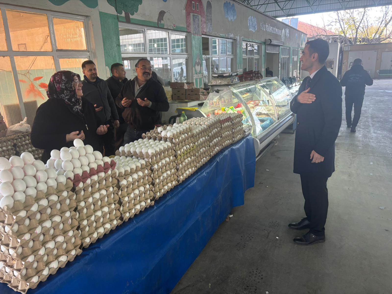 Kaymakam Açıkgöz’den Pazar Esnafına Ziyaret (2)