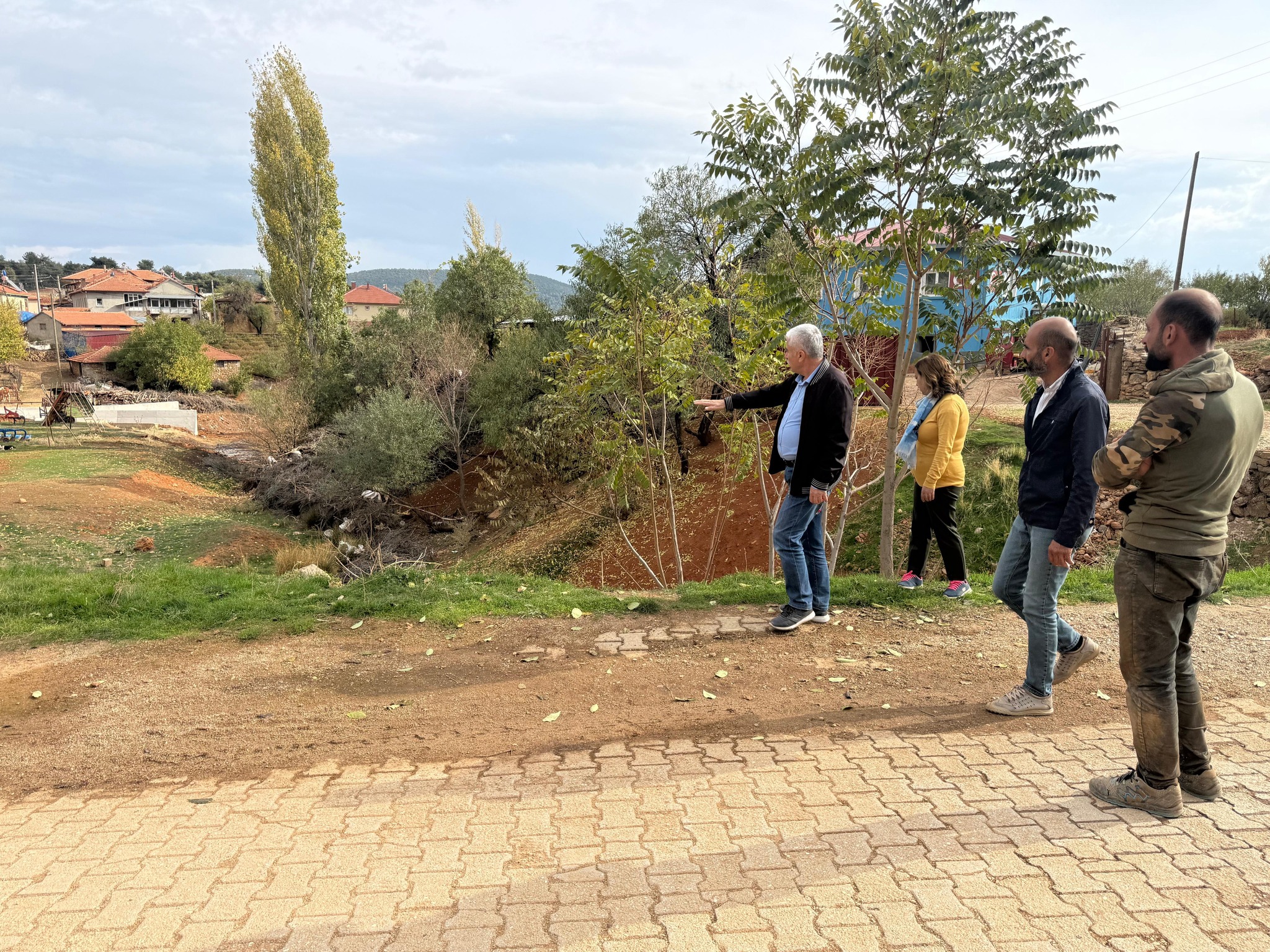 Müdür Erkan Keçiborlu’da Incelemelerde Bulundu (1)