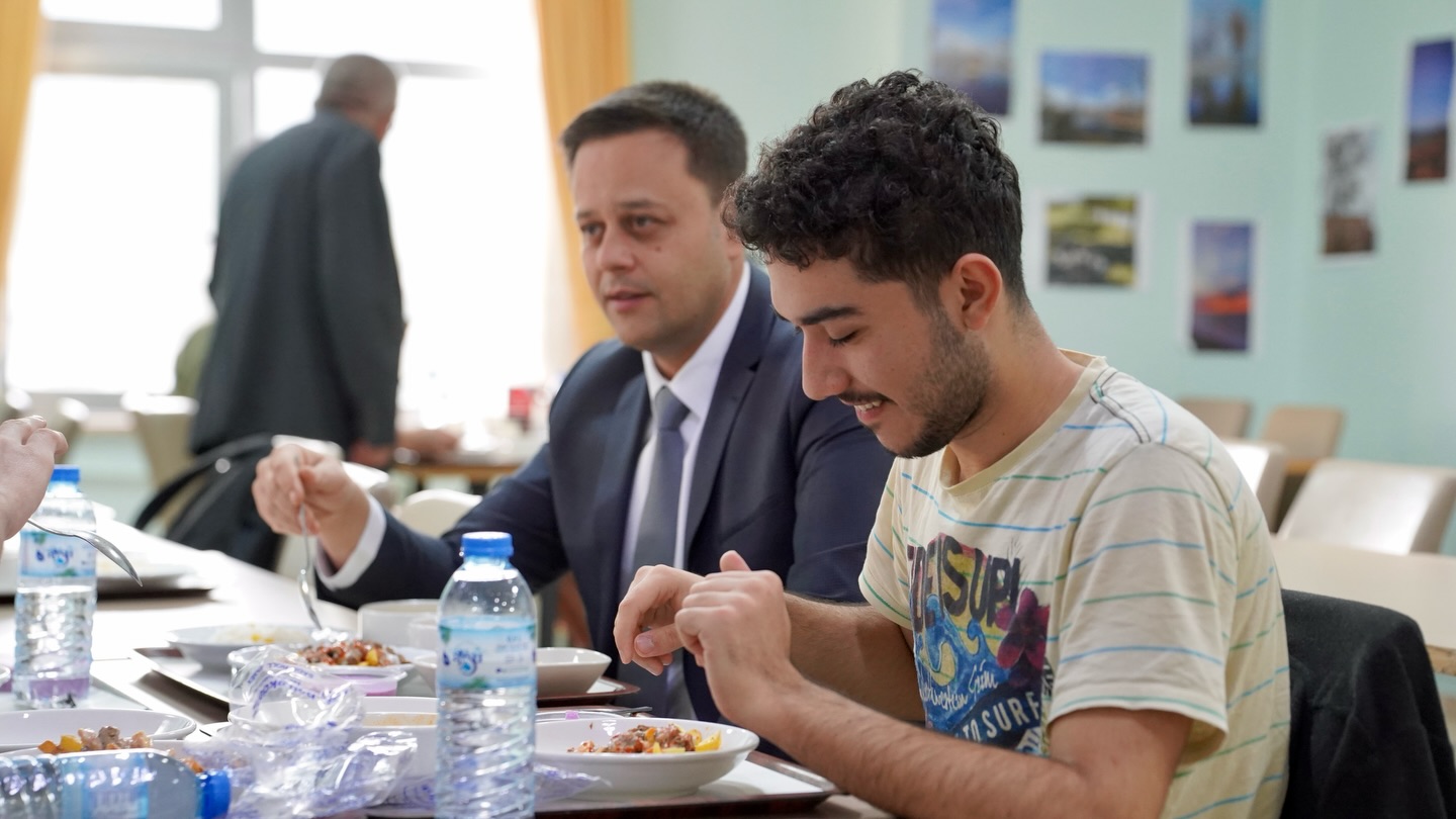 Müdür Kaya, Erkek Öğrenci Yurtlarında Incelemelerde Bulundu (1)