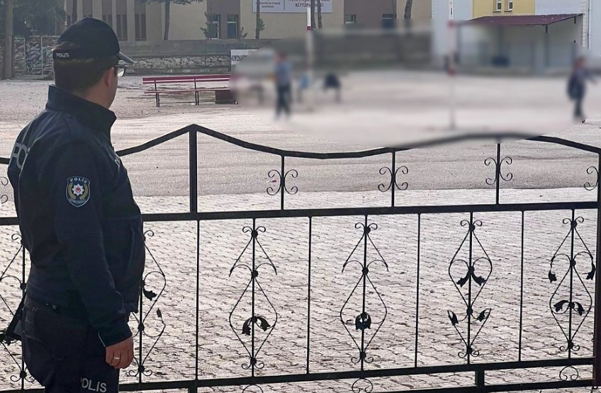 Okul Önleri̇ Ve Asayi̇ş Uygulamasi 1