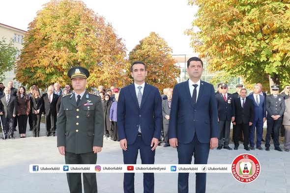 Uluborlu’da Atatürk Minnetle Anıldı (4)