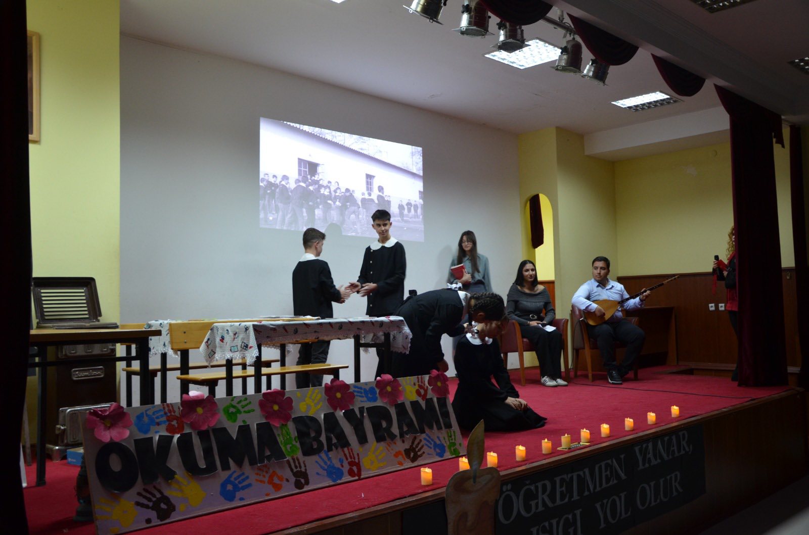 Uluborlu’da Öğretmenler Günü Coşkuyla Kutlandı (4)