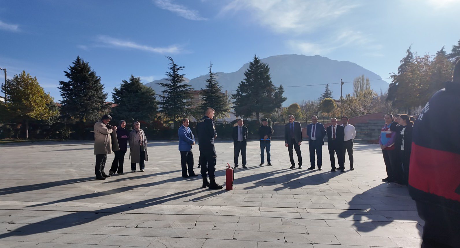 Uluborlu’da Yangın Eğitimi Ve Tatbikatı Gerçekleştirildi (3)