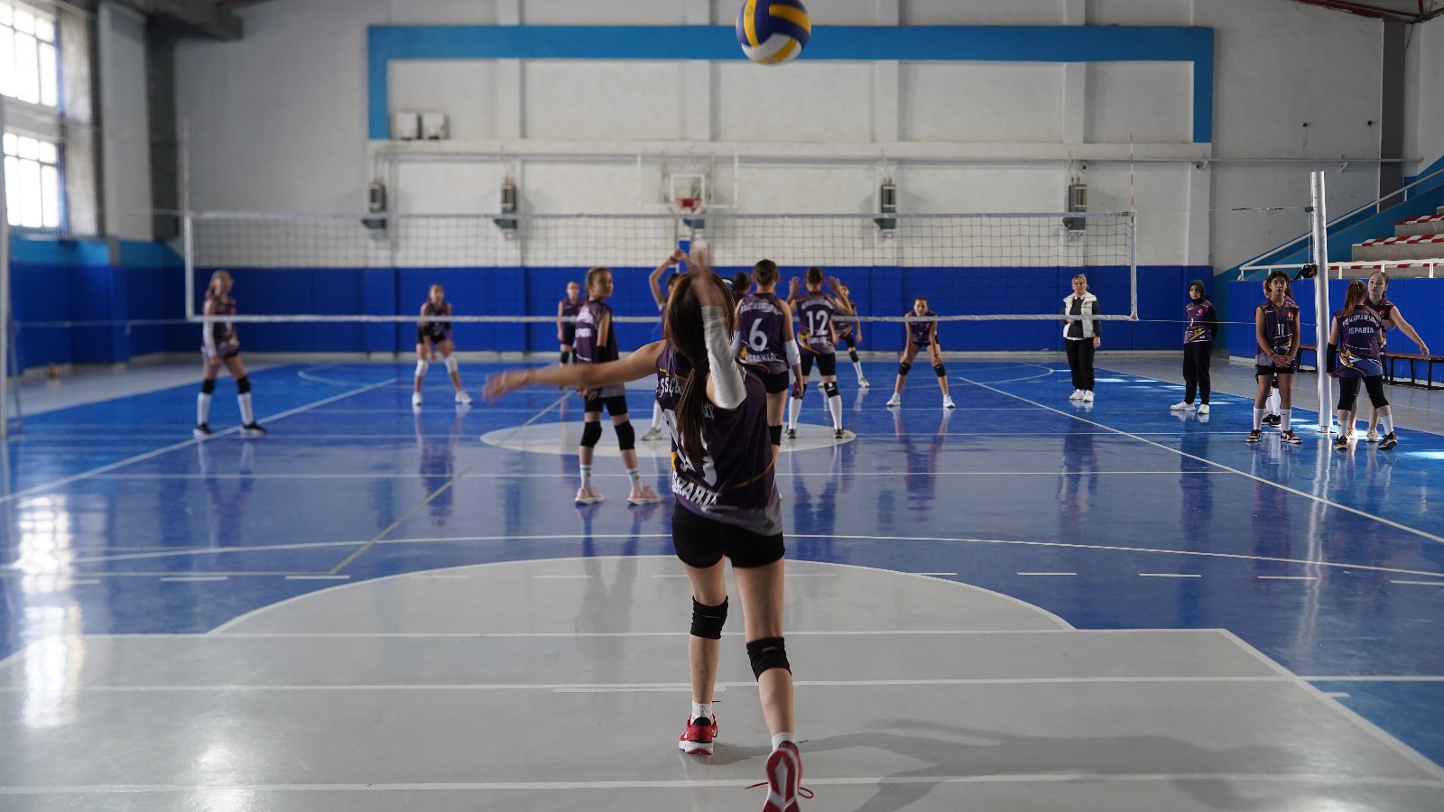 Isparta’da Okul Sporları Müsabakaları Başladı