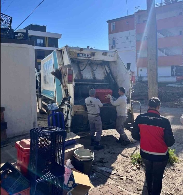 574 Kilo Bozuk Gıda 1