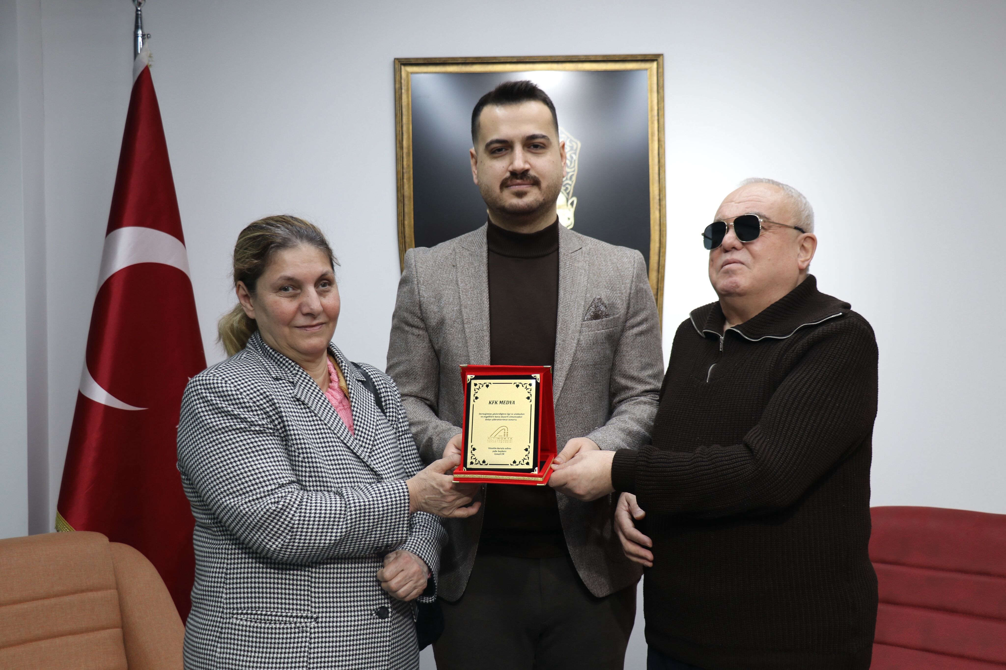 Altı Nokta Körler Derneği’nden Kfk Medya’ya Anlamlı Plaket (4)