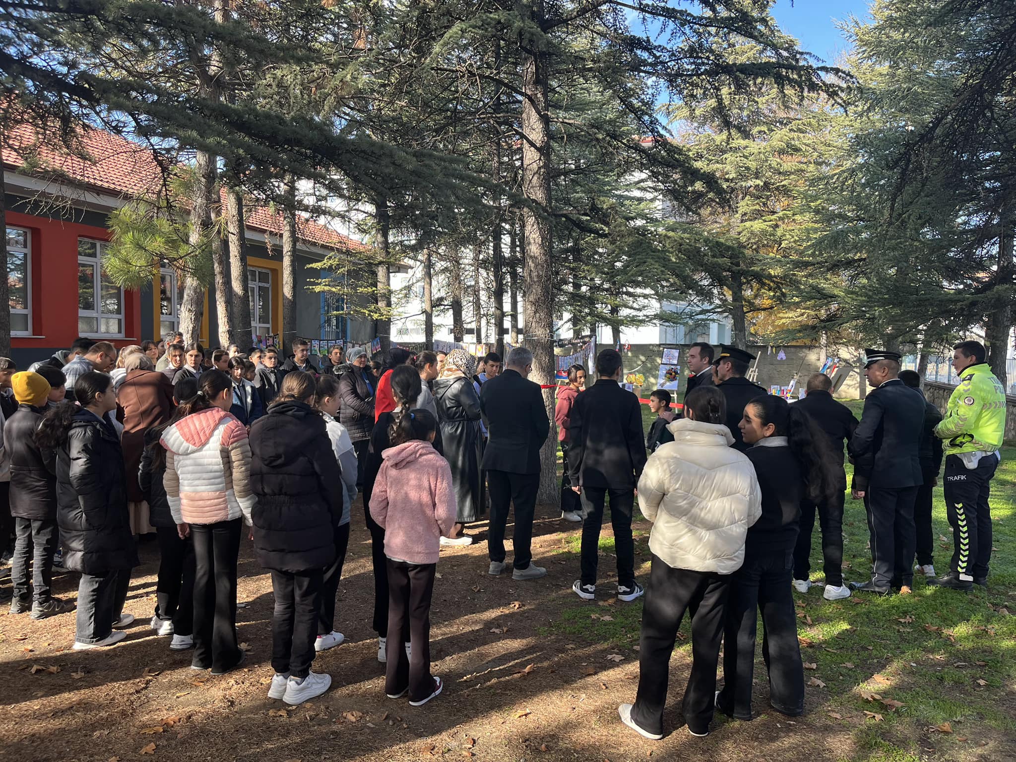 Gelendost’ta Özel Öğrenciler Için Sergi Açıldı (2)