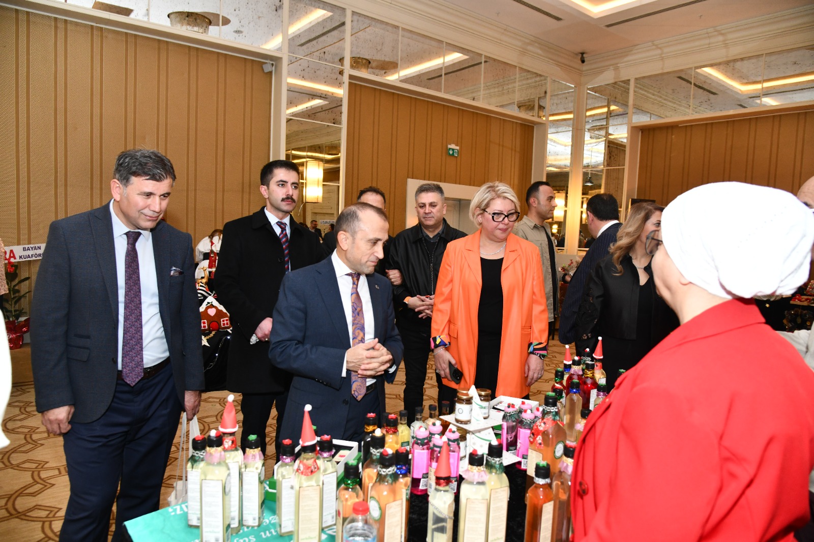 Girişimci Kadınlar Yılbaşı Pazarı 3. Kez Kapılarını Açtı (4)