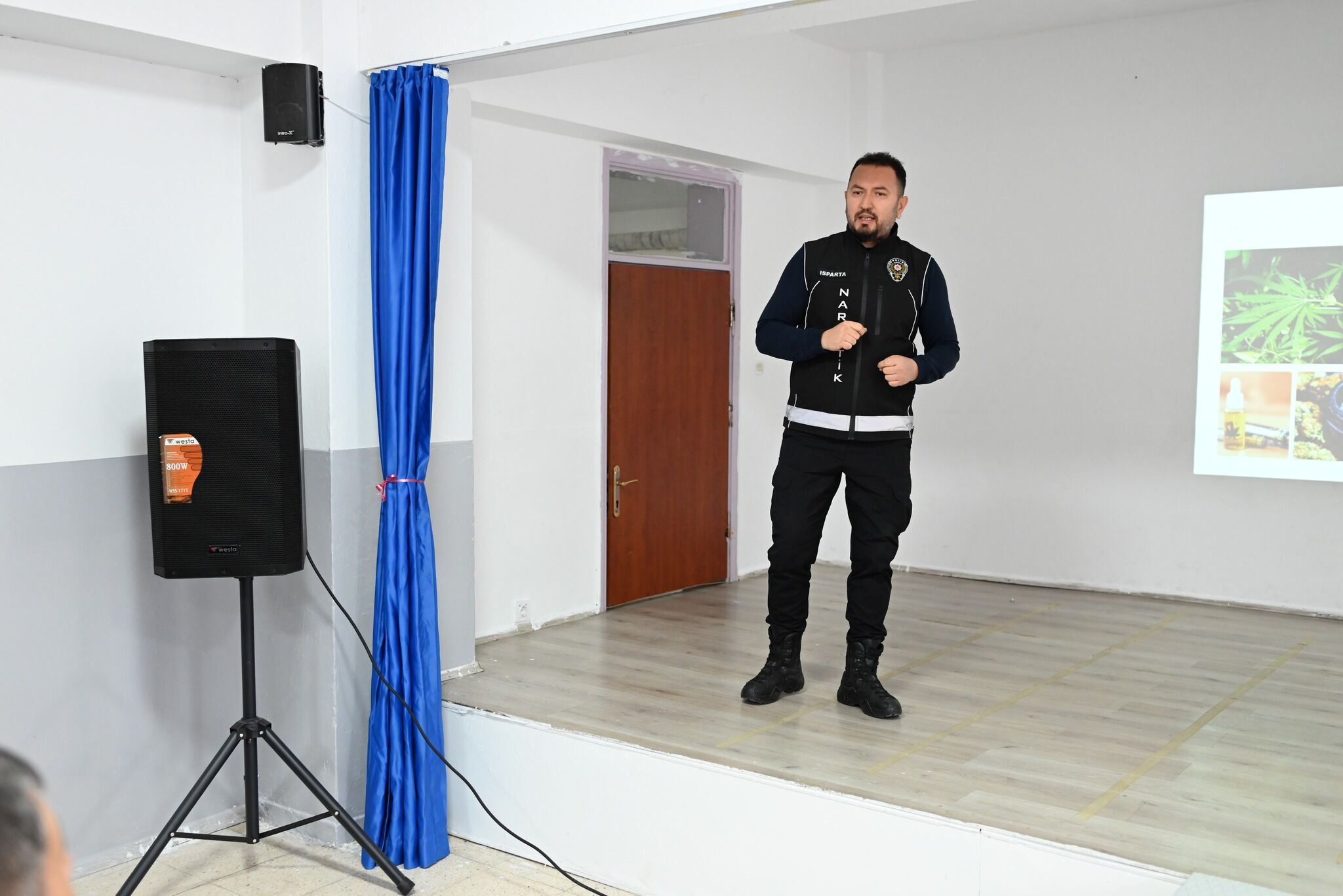 Gönen’de Uyşturucu Ve Bağımlılıkla Mücadele Toplantısı Gerçekleştirildi (4)