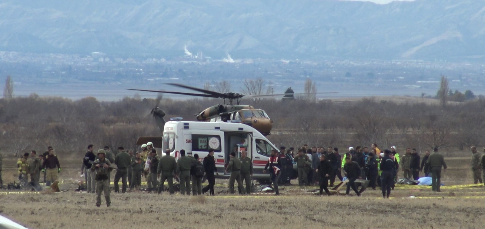 Helikopter Kazasının Acısı, İlk Günkü Tazeliğini Koruyor (1)