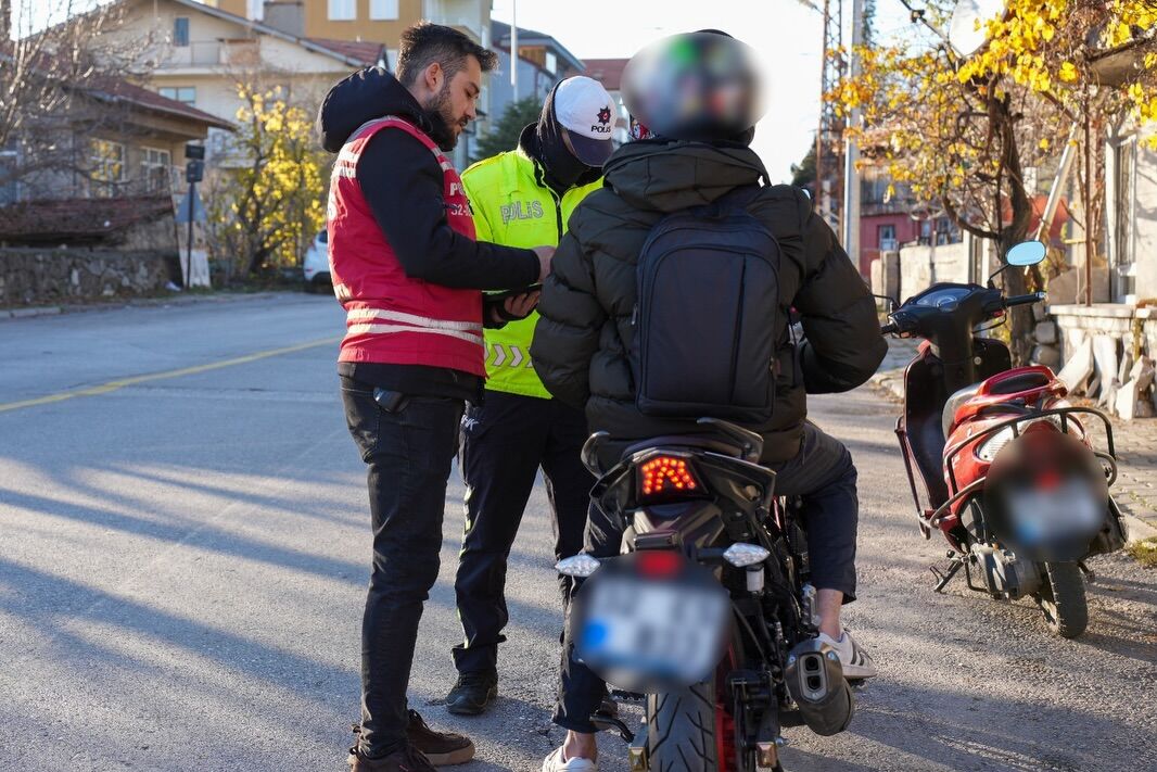 İl Merkezi Ve İlçelerde Okul Önleri Mercek Altında (3)