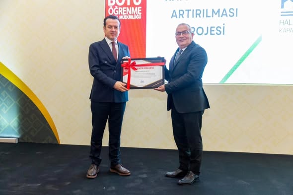 Isparta Halk Eğitimi Merkezi, Türkiye Genelinde İlk 10’Da Yer Aldı (1)