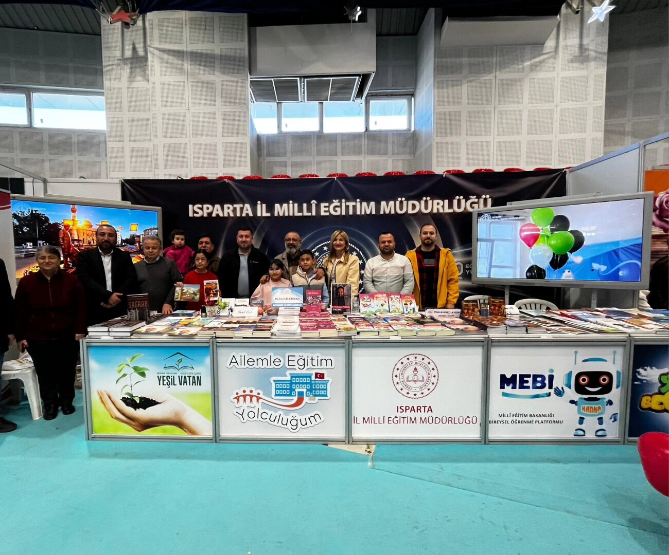 Isparta Kitap Fuarı’nda Eğitim Standlarına Yoğun Ilgi (2)