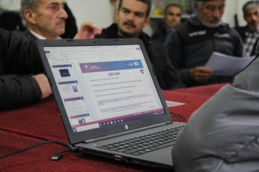 Isparta’da Çiftçilere Tarımda Yeni Bilgiler Aktarıldı (2)