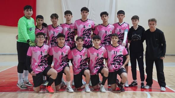Isparta’da Futsalda Kıyasıya Rekabet 1