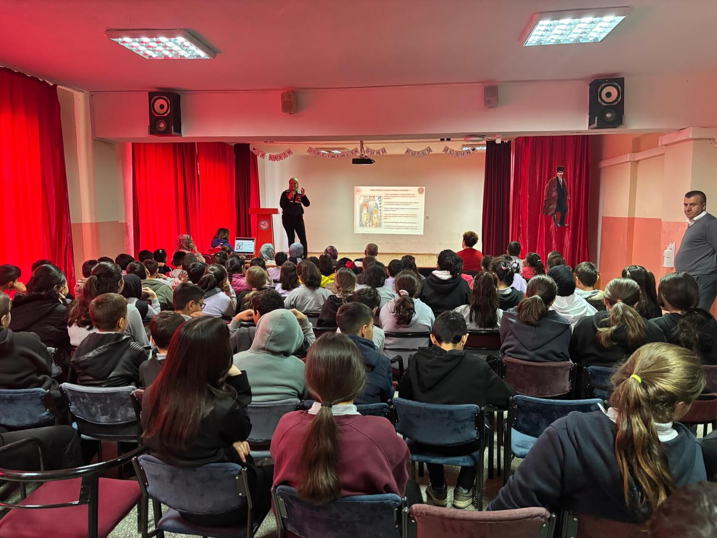 Isparta’da Jandarmadan Öğrencilere “Kişisel Güvenlik” Eğitimi (3)