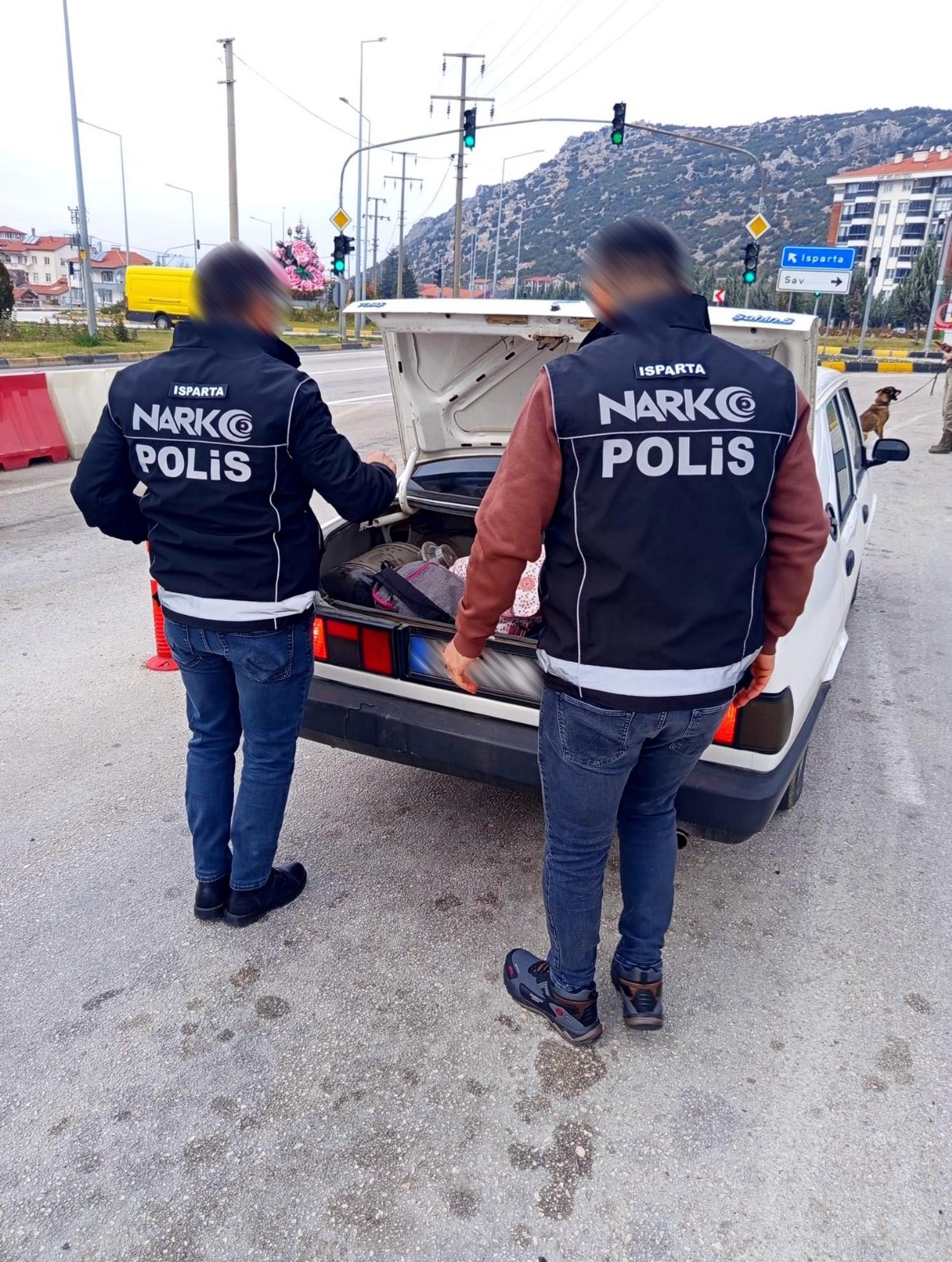 Isparta’da Narkoalan Denetimleri Sürüyor (1)