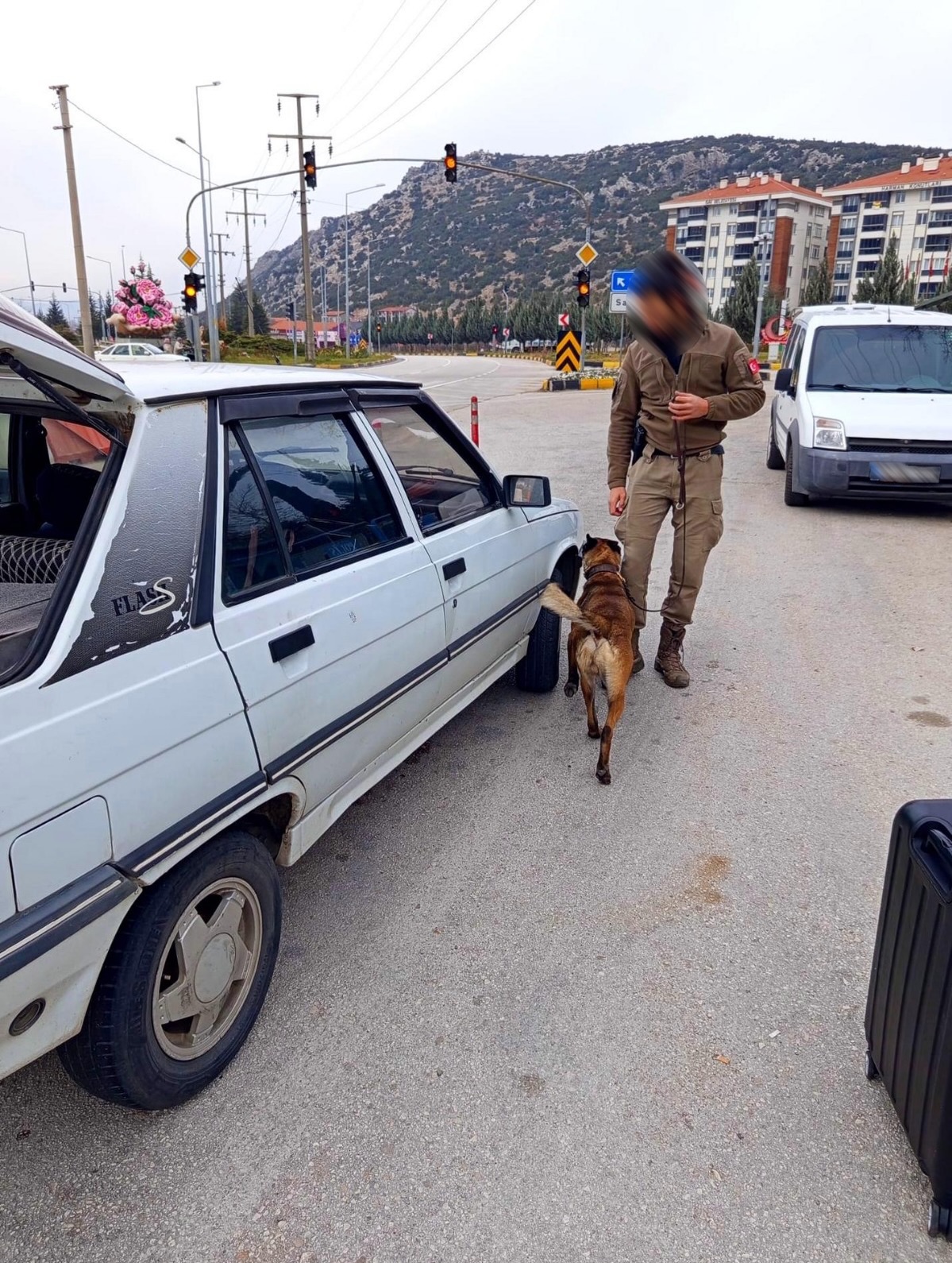 Isparta’da Narkoalan Denetimleri Sürüyor (2)