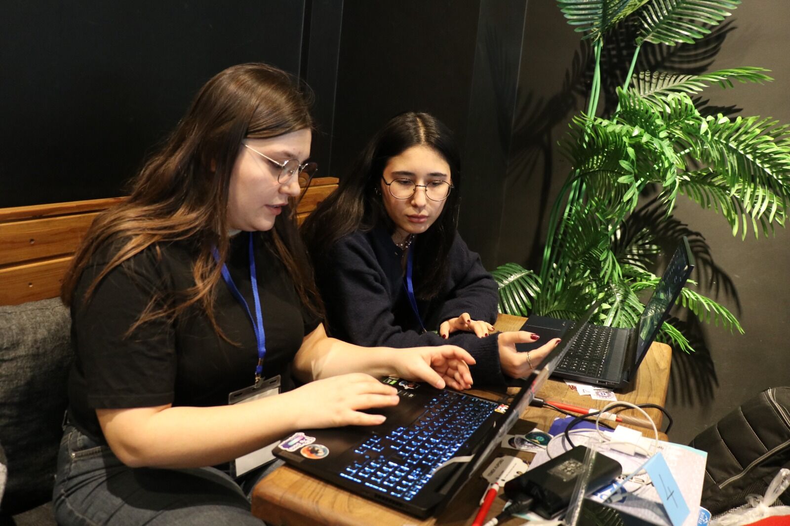 Isparta'da “No Code Hackathon (5)