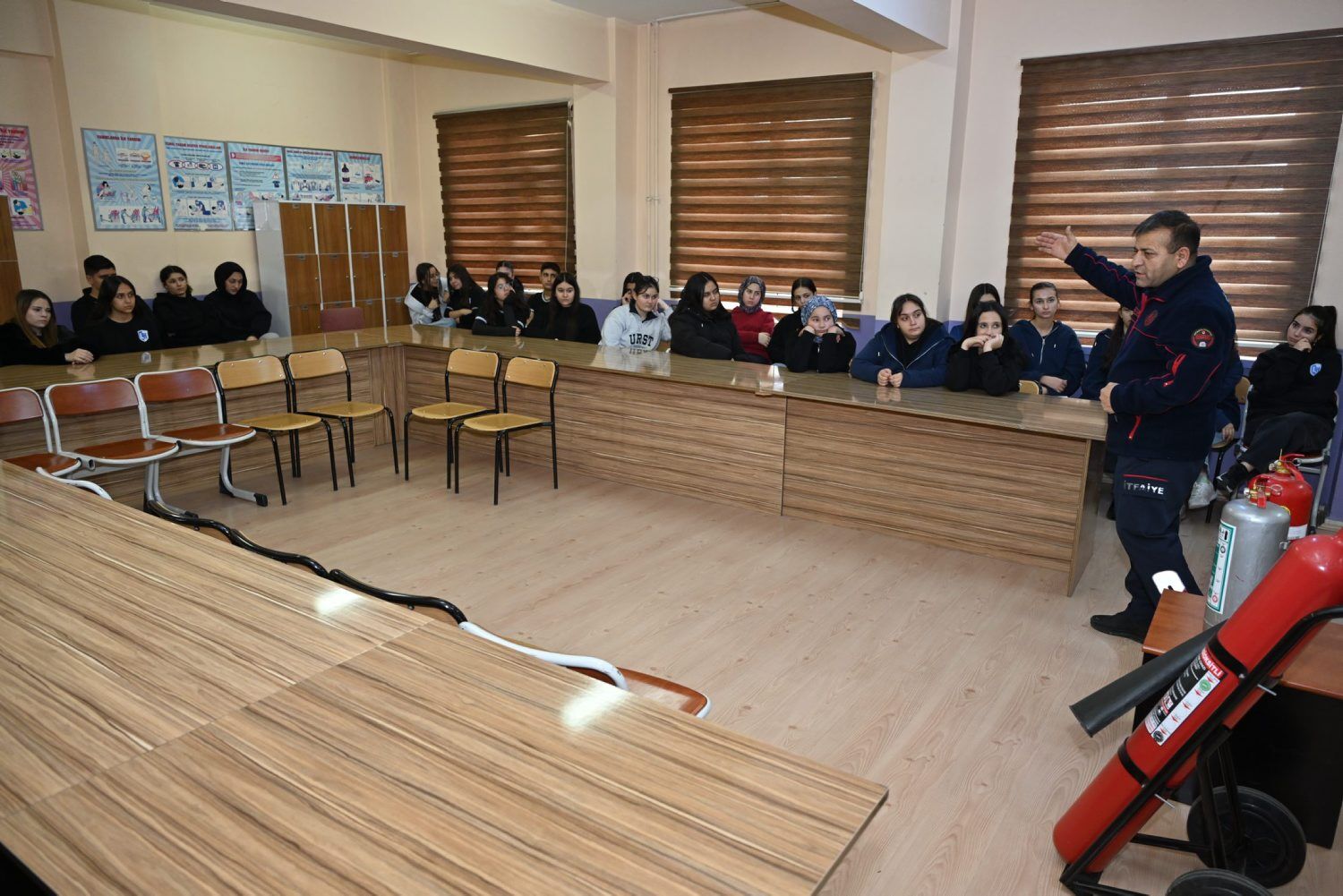 Isparta’da Öğrencilere Yangın Eğitimi Ve Tatbikat